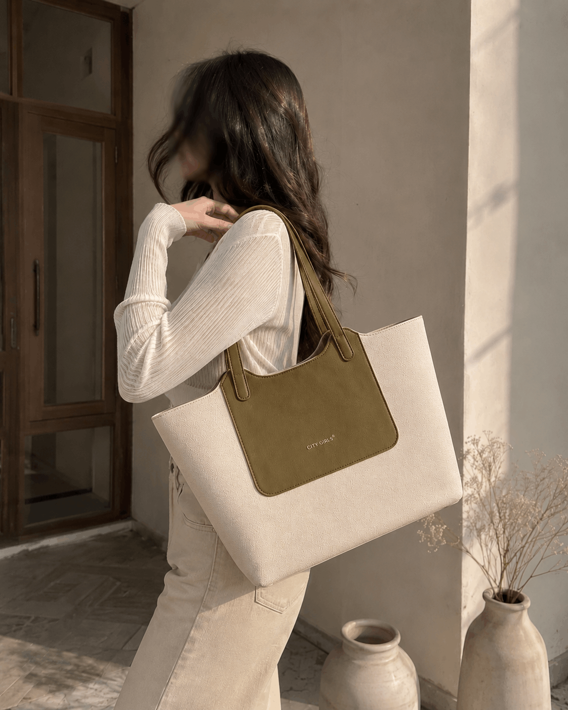 ChicCuero Noor Luxe Tote - Olive & Cream
